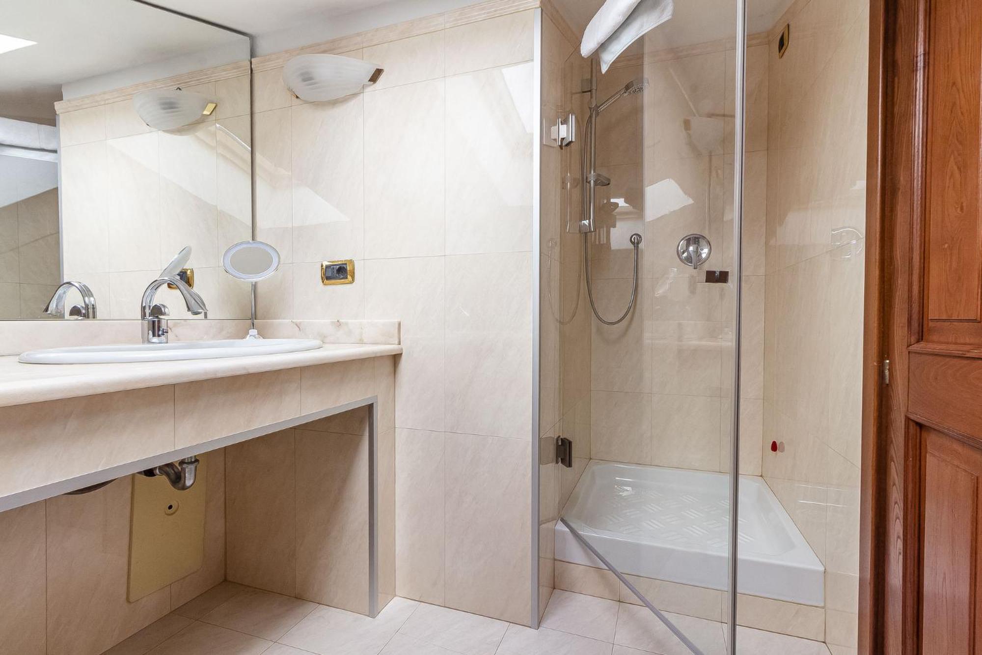 Exclusive Roth Apartments Sassari Exteriör bild