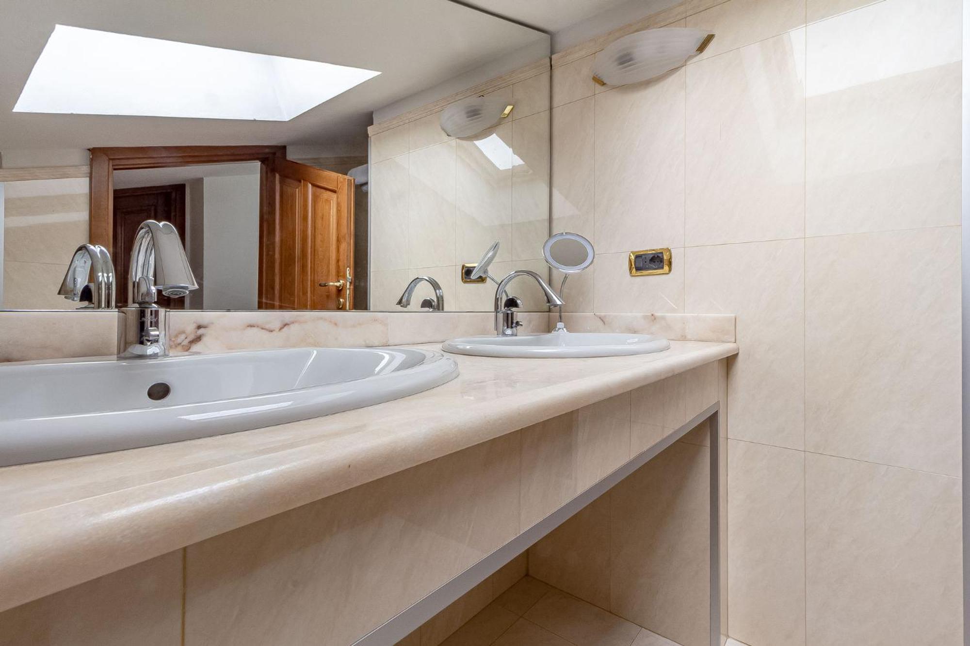 Exclusive Roth Apartments Sassari Exteriör bild